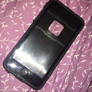 black lifeproof case